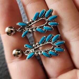 VTG clip on earrings